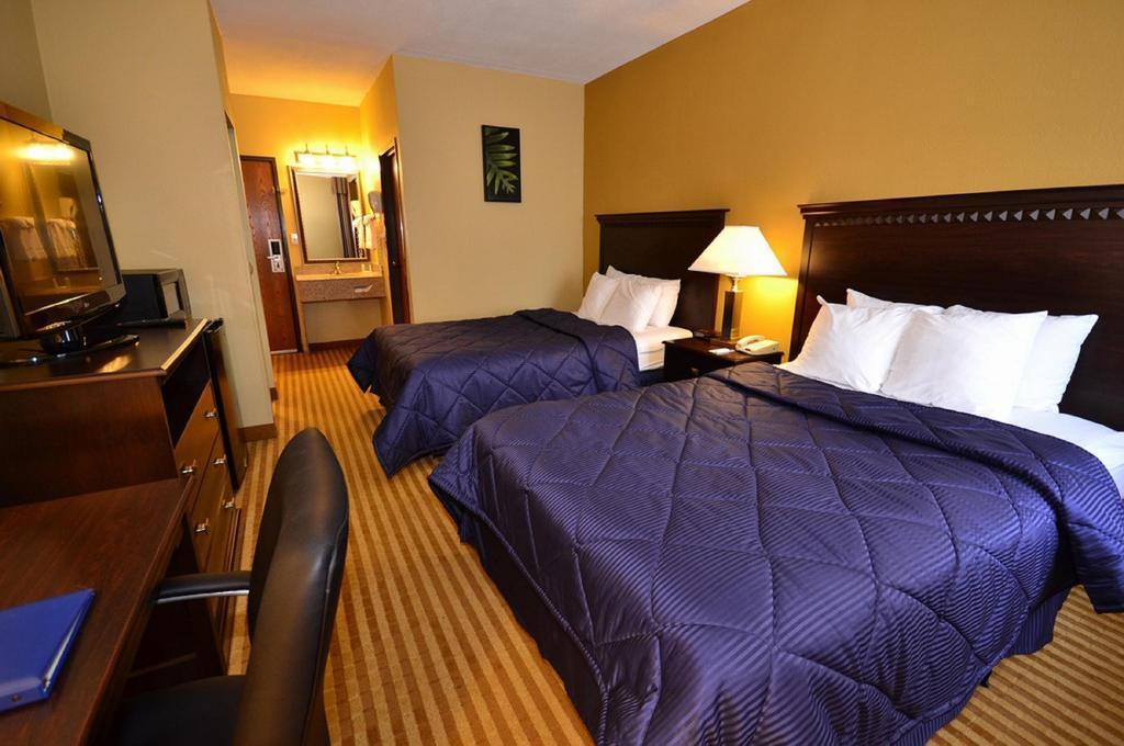 Quality Inn Merriam Kansas City Εξωτερικό φωτογραφία