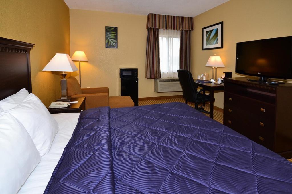 Quality Inn Merriam Kansas City Εξωτερικό φωτογραφία