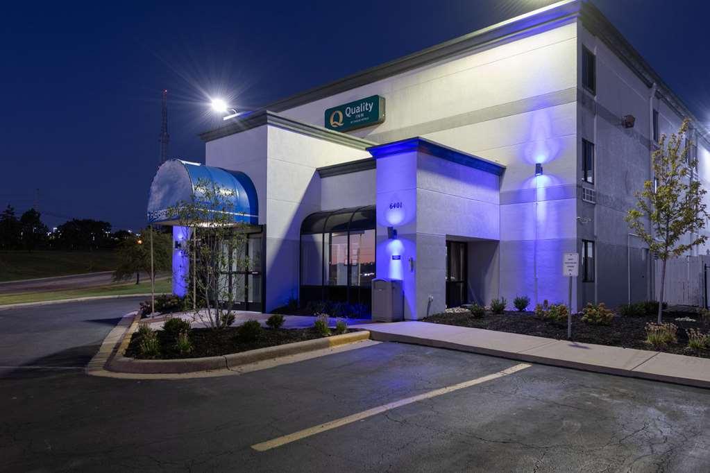 Quality Inn Merriam Kansas City Εξωτερικό φωτογραφία