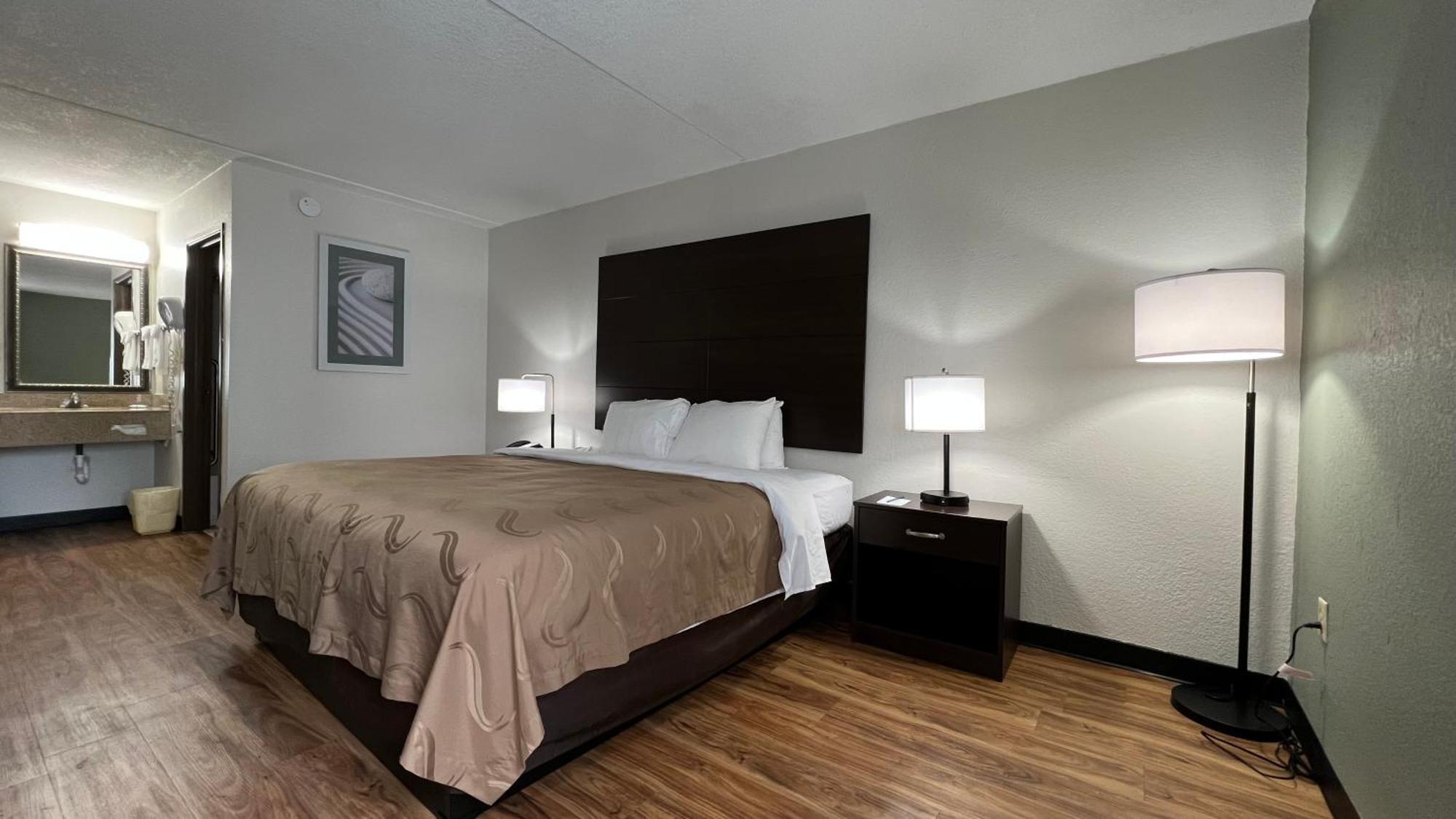 Quality Inn Merriam Kansas City Εξωτερικό φωτογραφία
