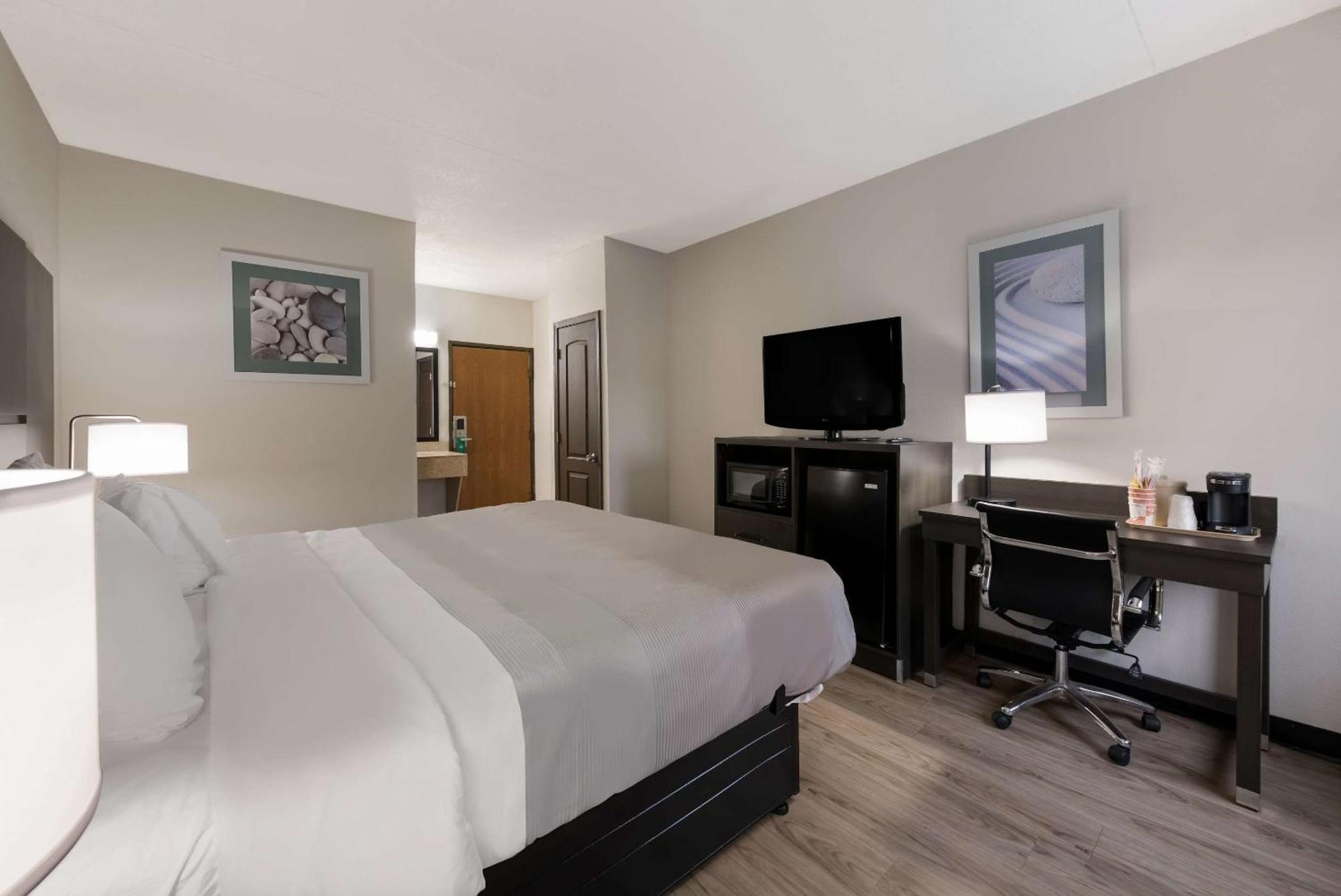Quality Inn Merriam Kansas City Εξωτερικό φωτογραφία