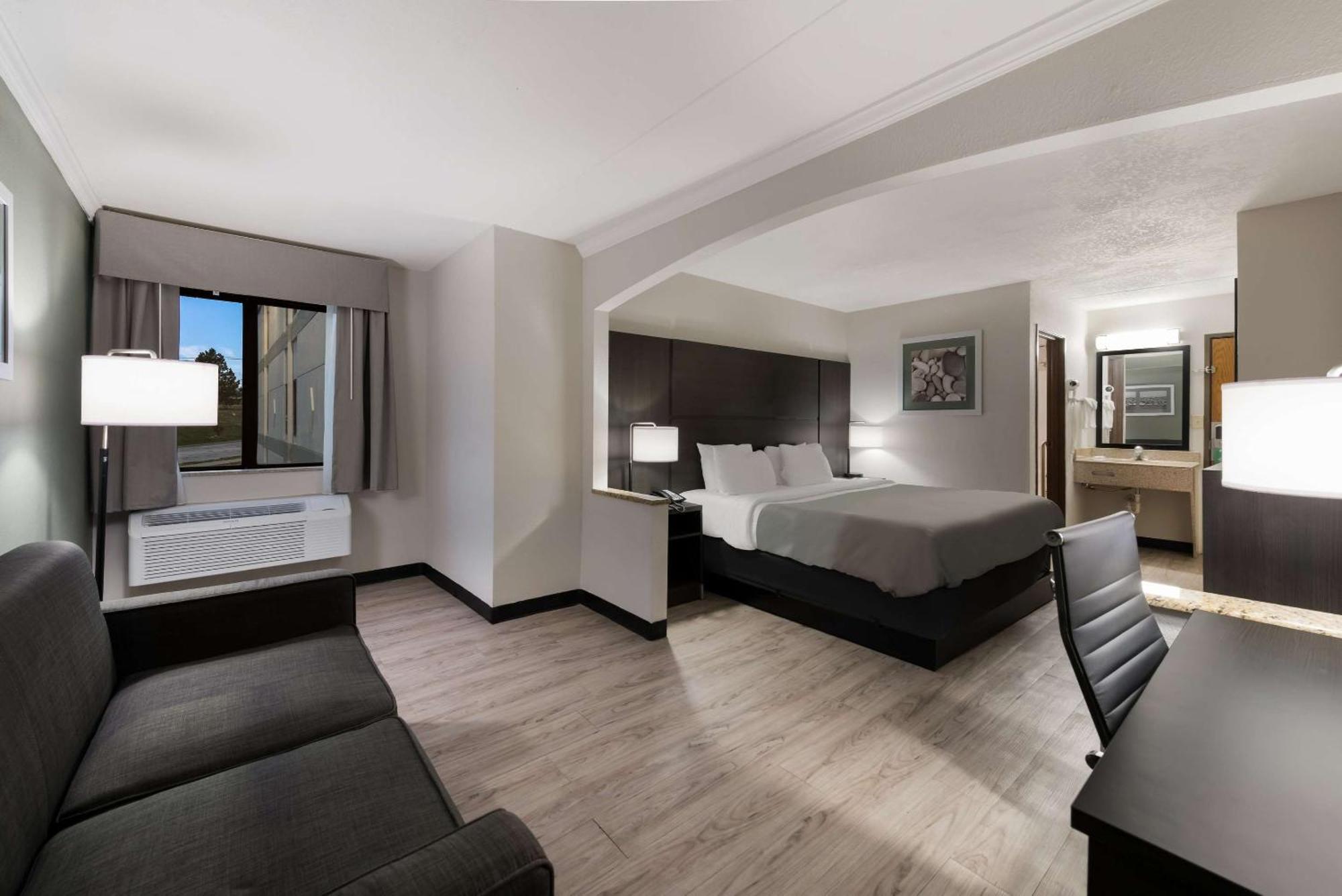 Quality Inn Merriam Kansas City Εξωτερικό φωτογραφία